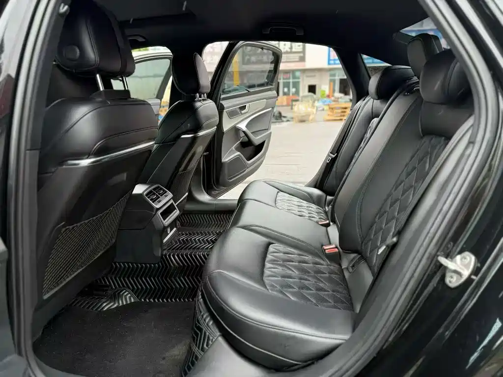 Audi A6L — миниатюра 6