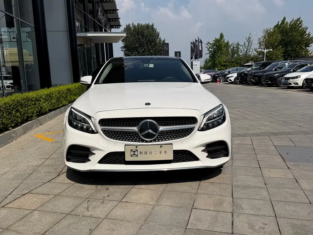 Mercedes-Benz C-Class — миниатюра 5