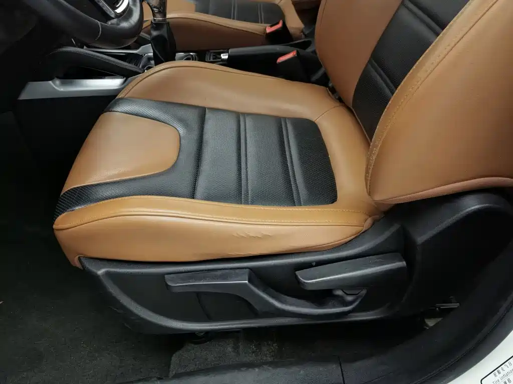 BAIC Senova X35 — миниатюра 20