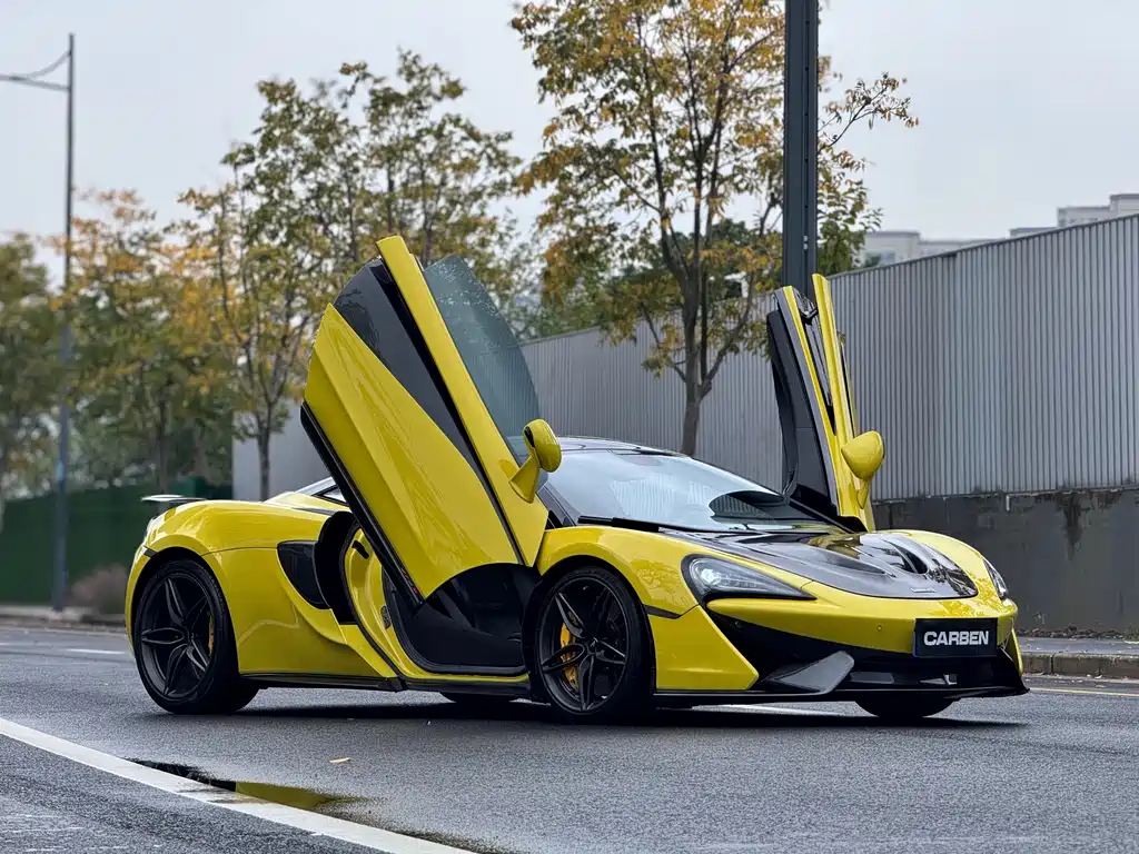 McLaren 570 570S 3.8T Coupe, фото 2