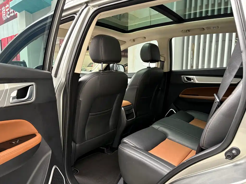 Geely Vision X6 — миниатюра 6