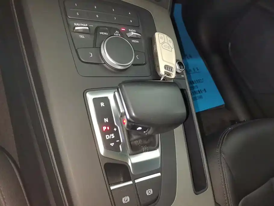 Audi Q5L — миниатюра 16