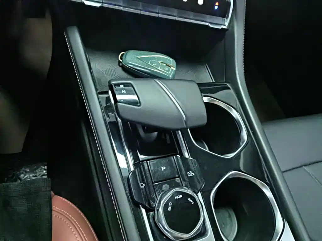 Changan Eado — миниатюра 14