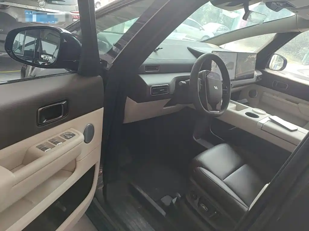 Li Auto Li MEGA — миниатюра 16