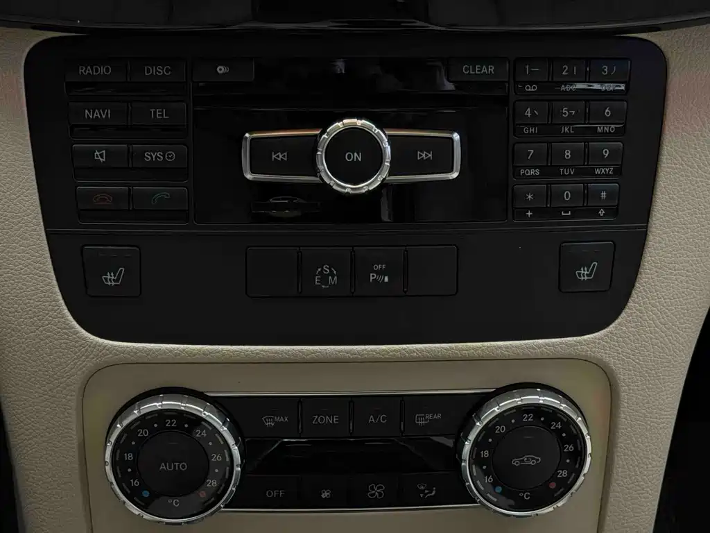 Mercedes-Benz GLK-Class — миниатюра 16