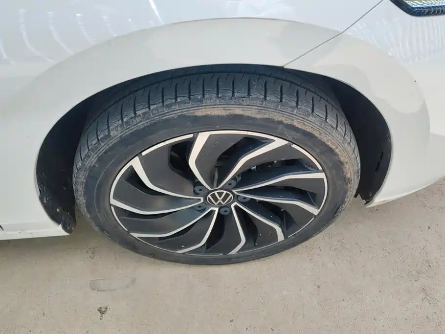 Volkswagen Golf — миниатюра 6