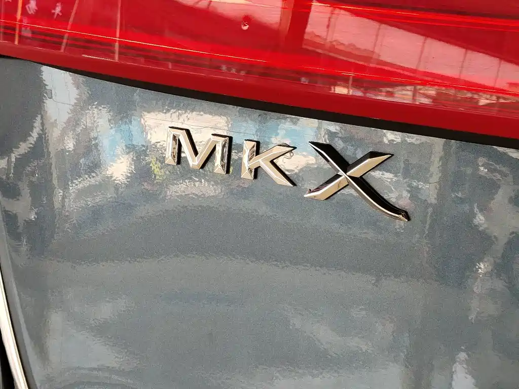 Lincoln MKX — миниатюра 9