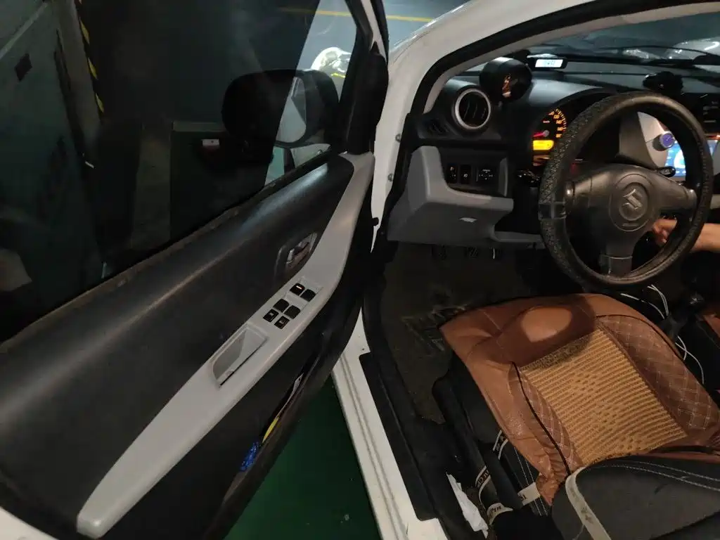 Suzuki Alto — миниатюра 17