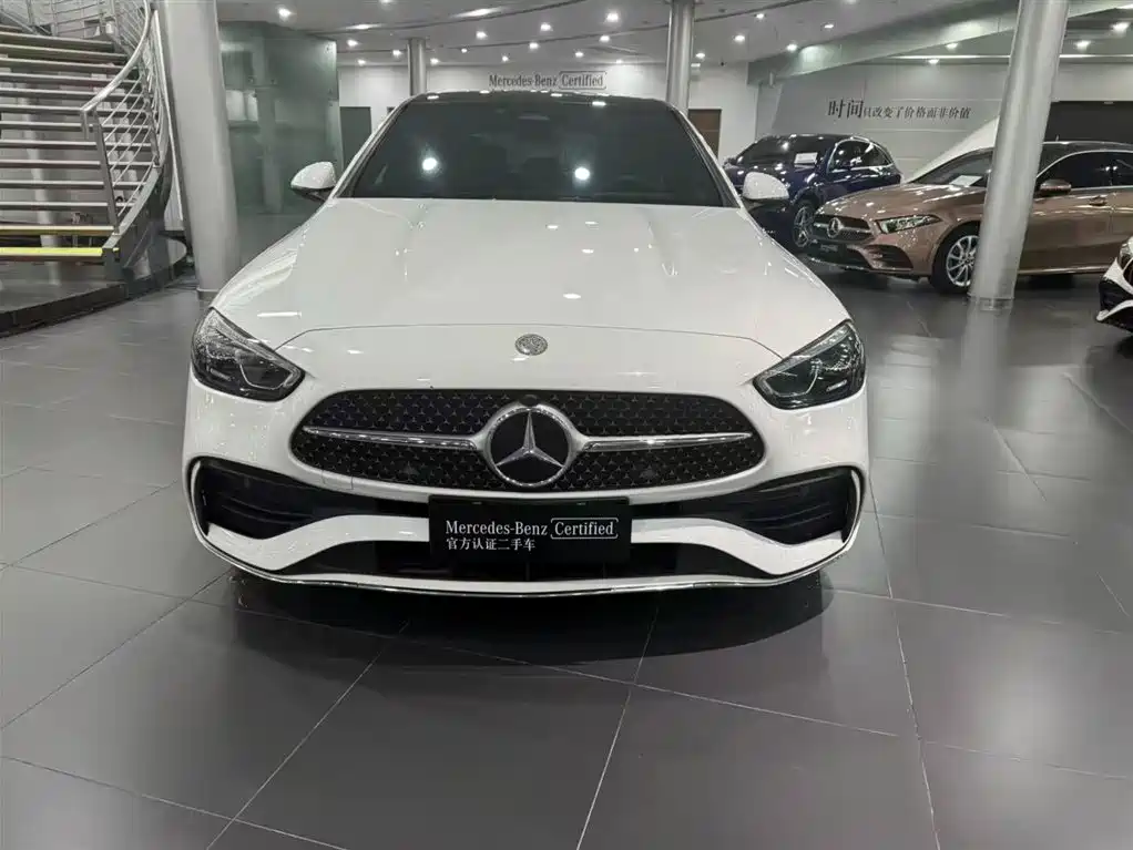 Mercedes-Benz C-Class — миниатюра 8