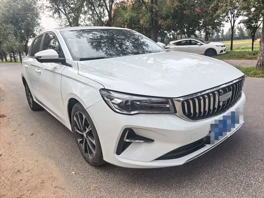 Geely Emgrand — миниатюра 3