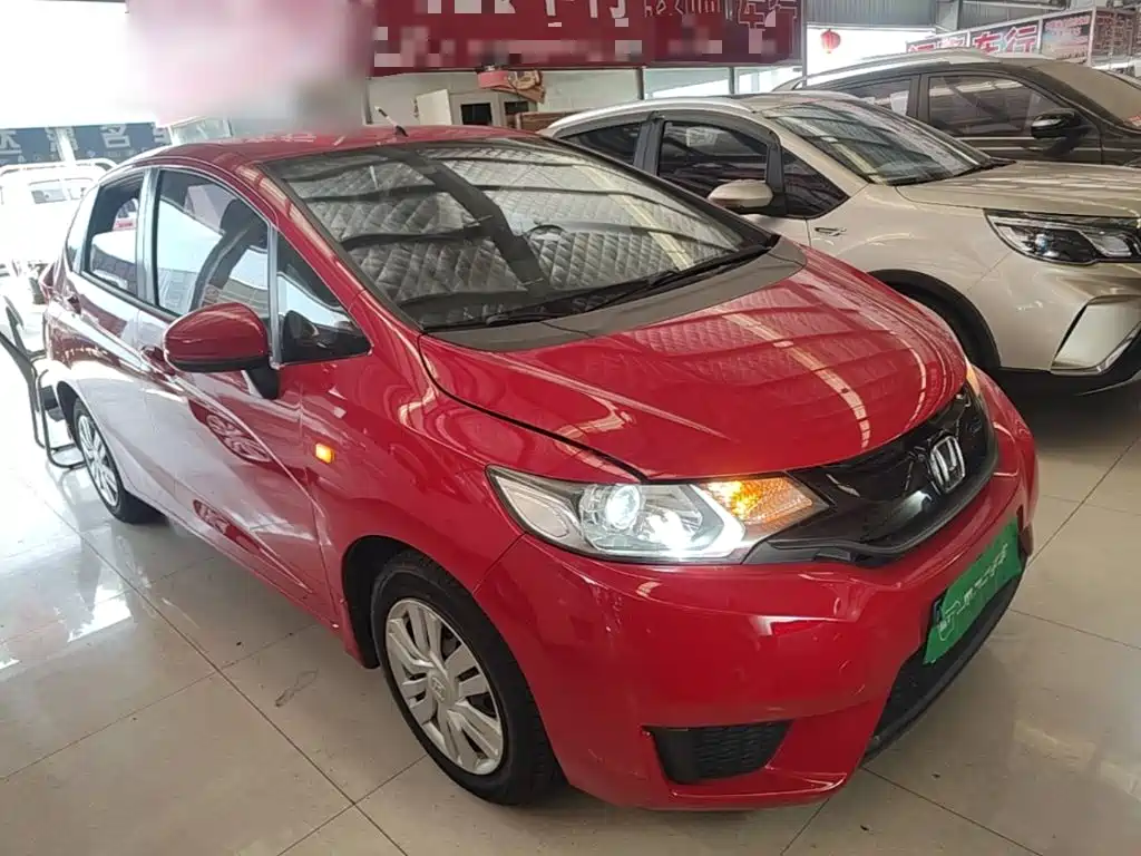 Honda Fit — миниатюра 4