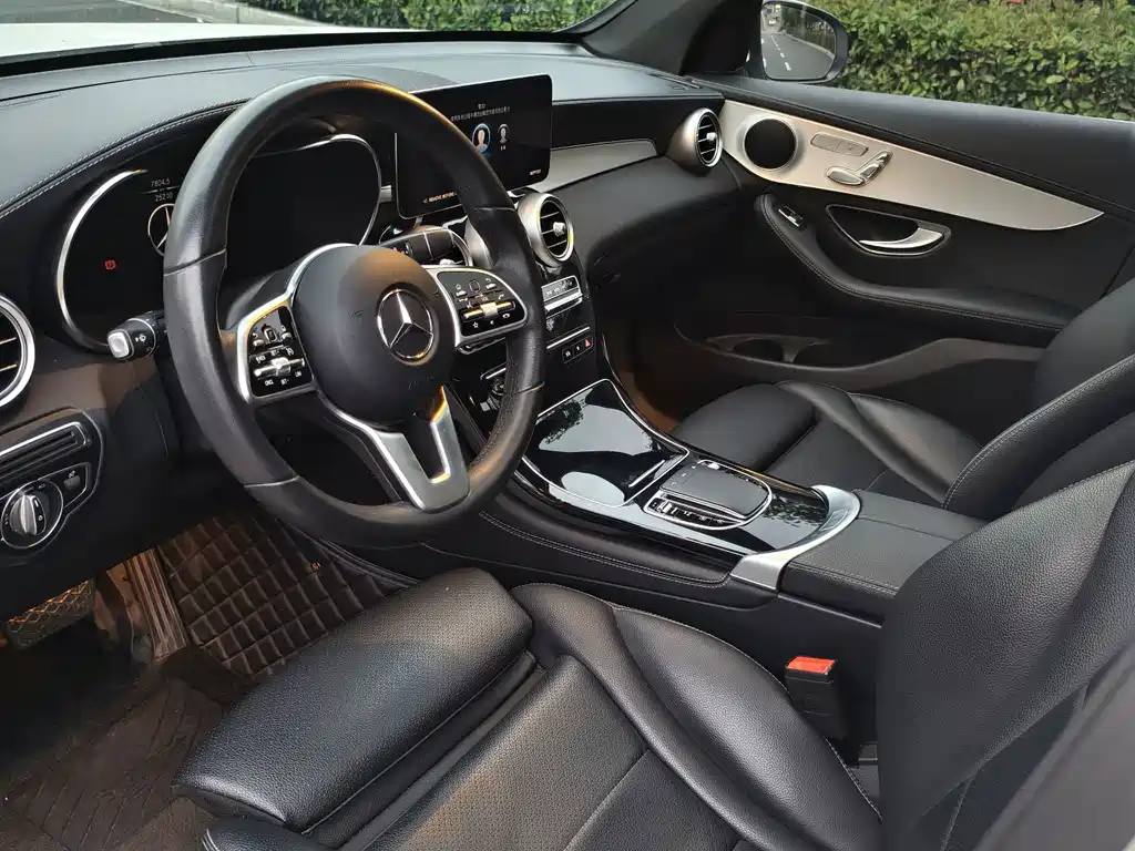 Mercedes-Benz GLC — миниатюра 8