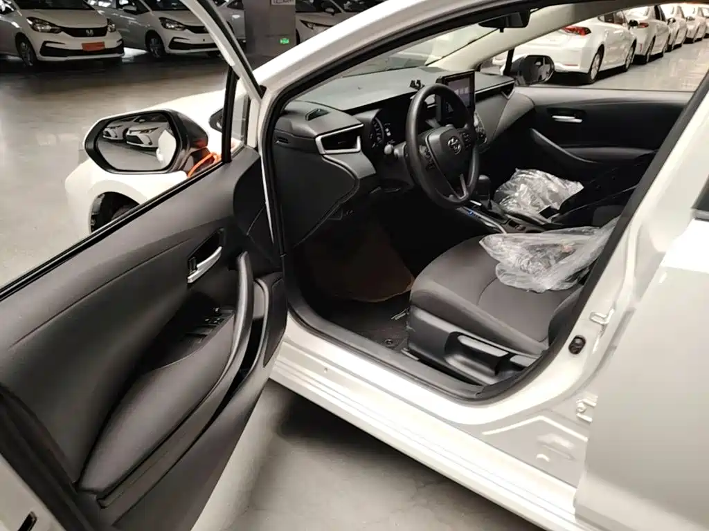 Toyota Corolla — миниатюра 16
