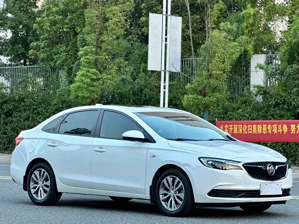 Buick Excelle — миниатюра 3