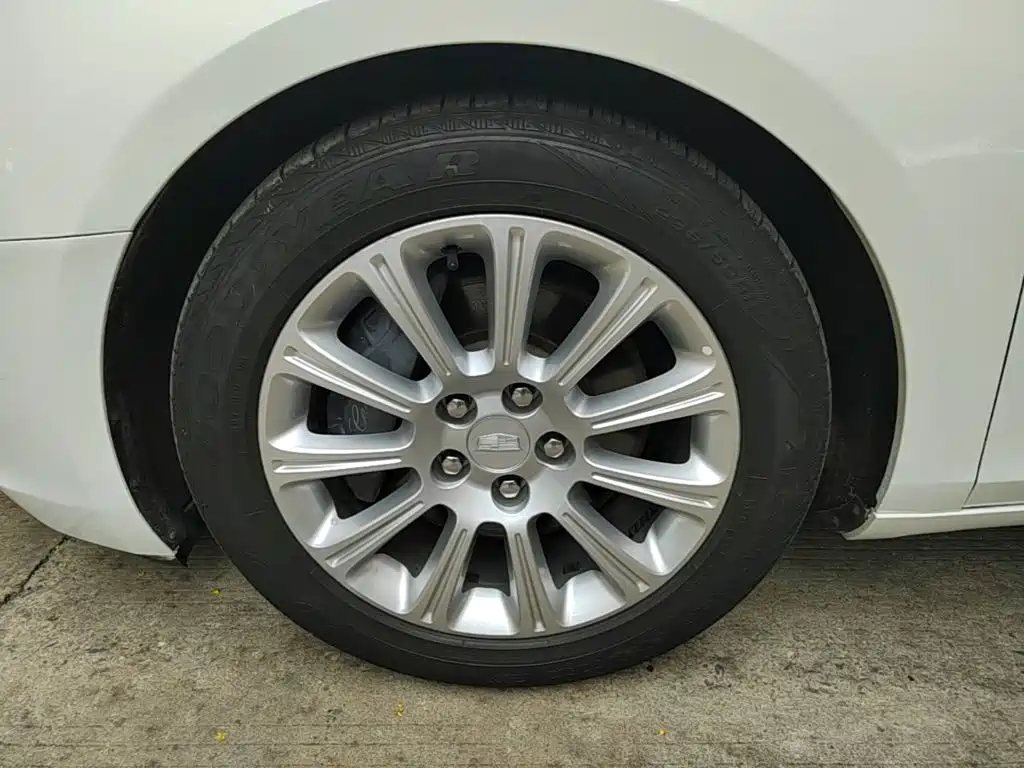 Cadillac XTS — миниатюра 23
