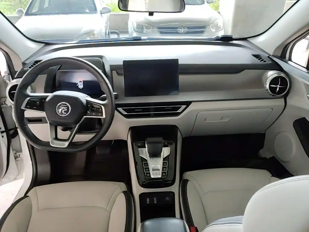 BYD Yuan Pro — миниатюра 10