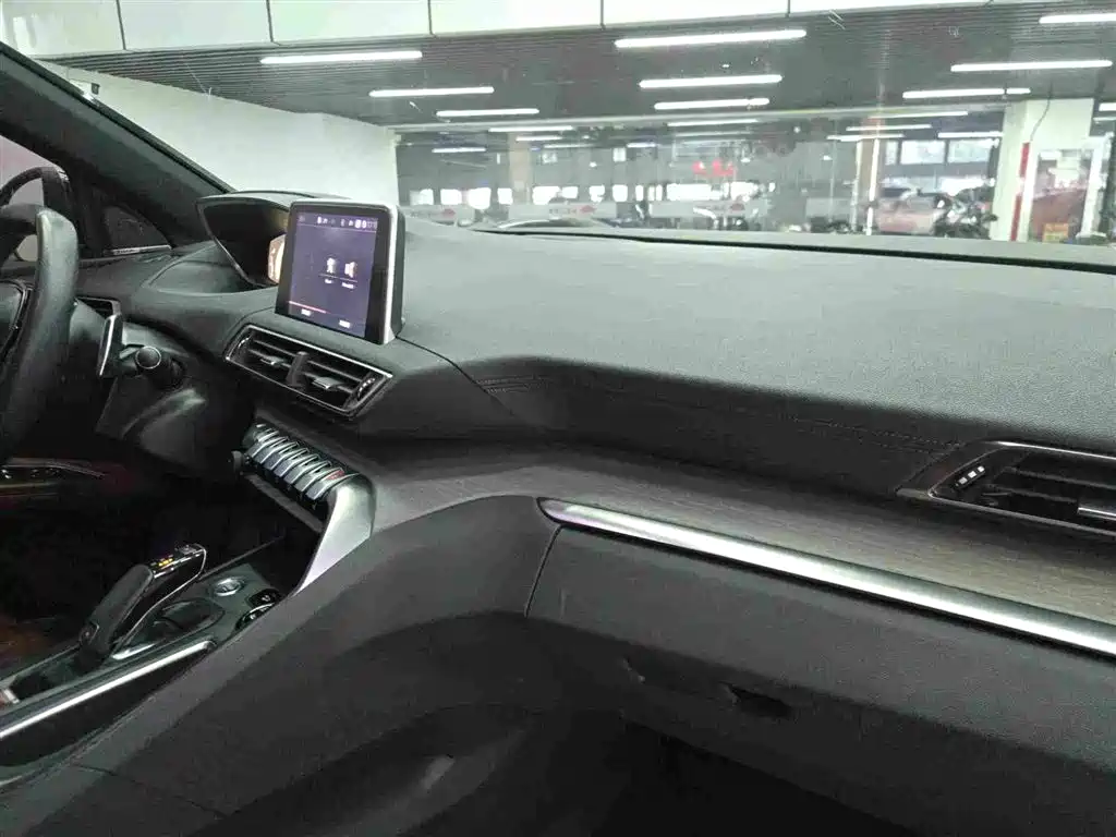 Peugeot 4008 — миниатюра 28