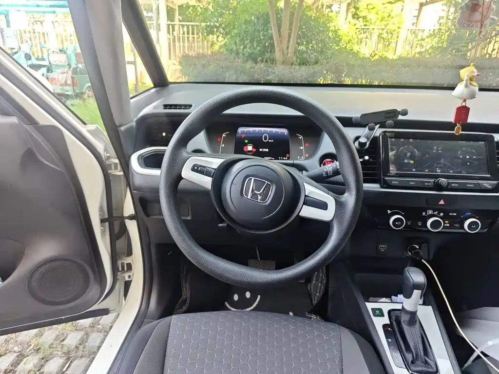 Honda Fit — миниатюра 6