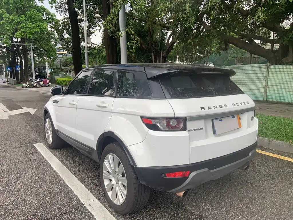 Land Rover Evoque — миниатюра 4