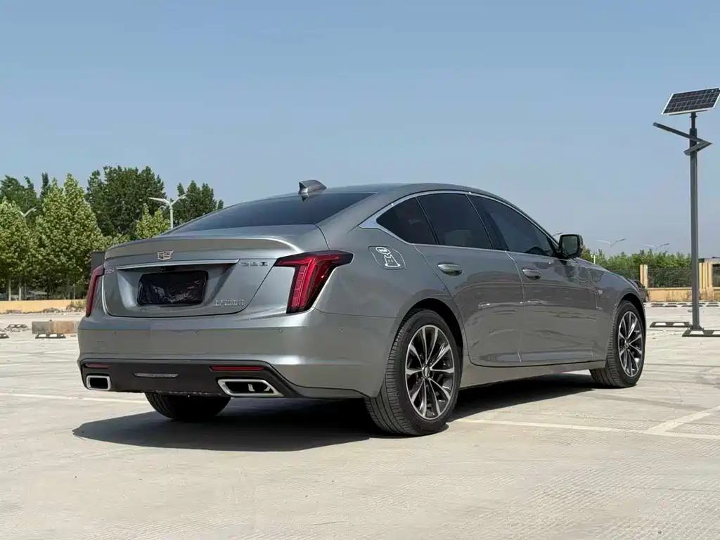 Cadillac CT5 — миниатюра 7
