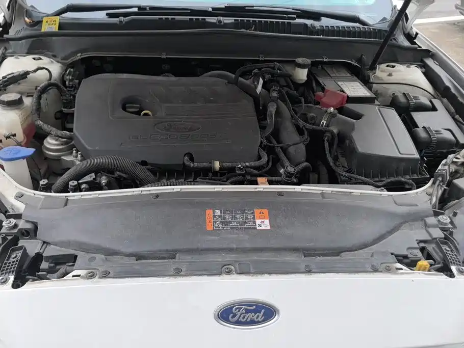 Ford Mondeo — миниатюра 9