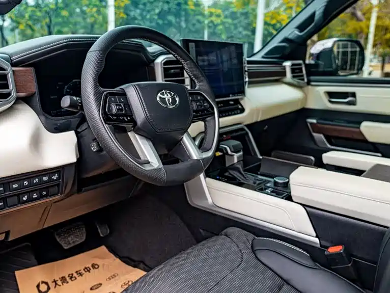 Toyota Sequoia 2025 3.5L
