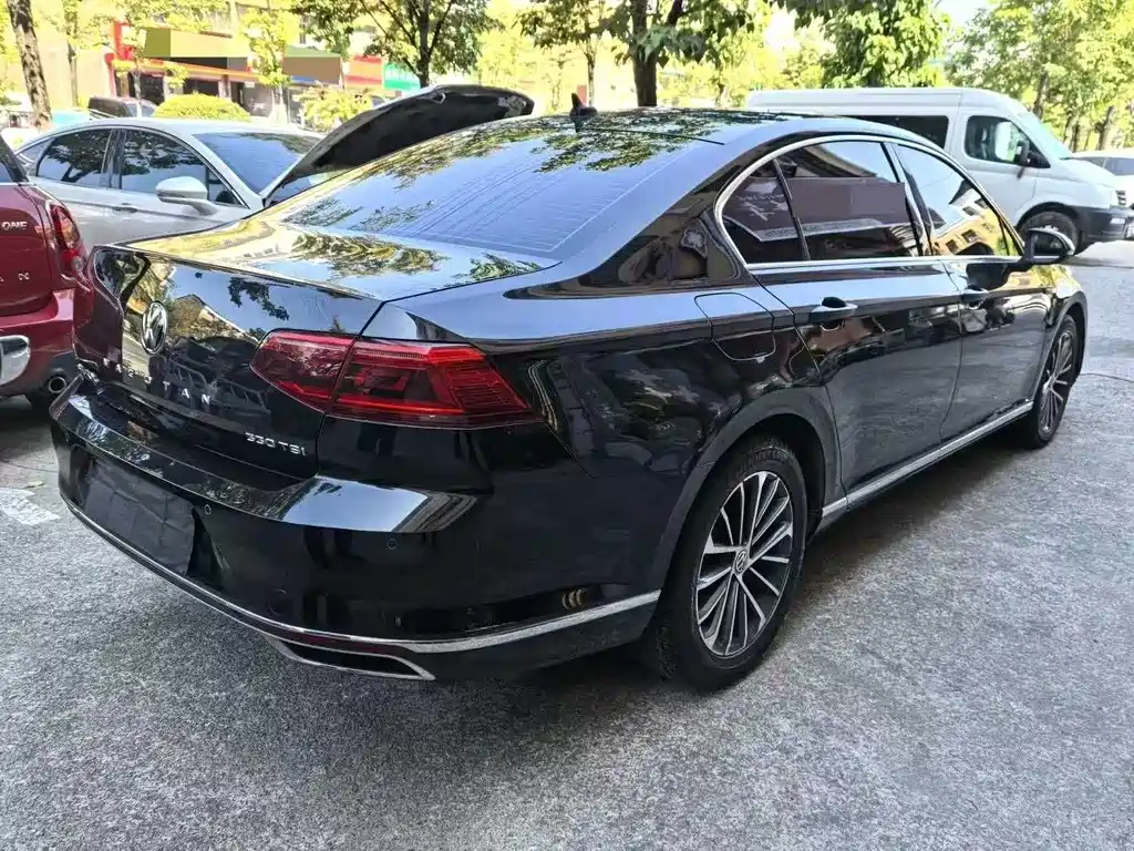 Volkswagen Magotan — миниатюра 4