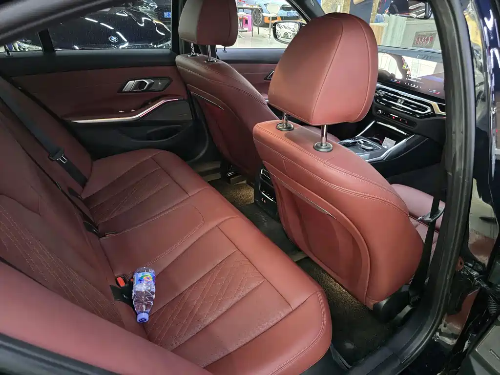 BMW 3 Series — миниатюра 7