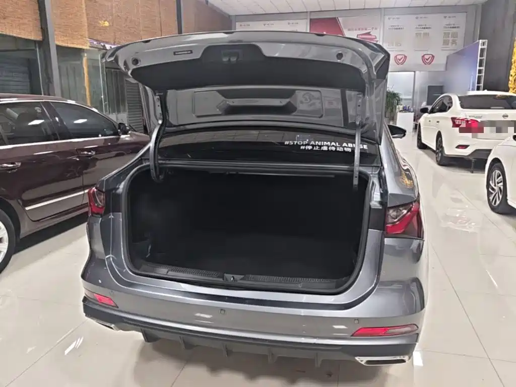 Roewe i5 — миниатюра 19
