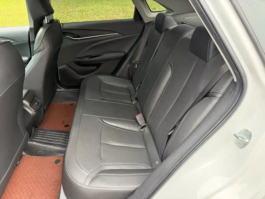 Buick Excelle — миниатюра 12