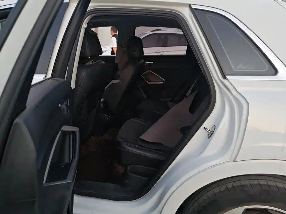 Audi Q3 — миниатюра 11