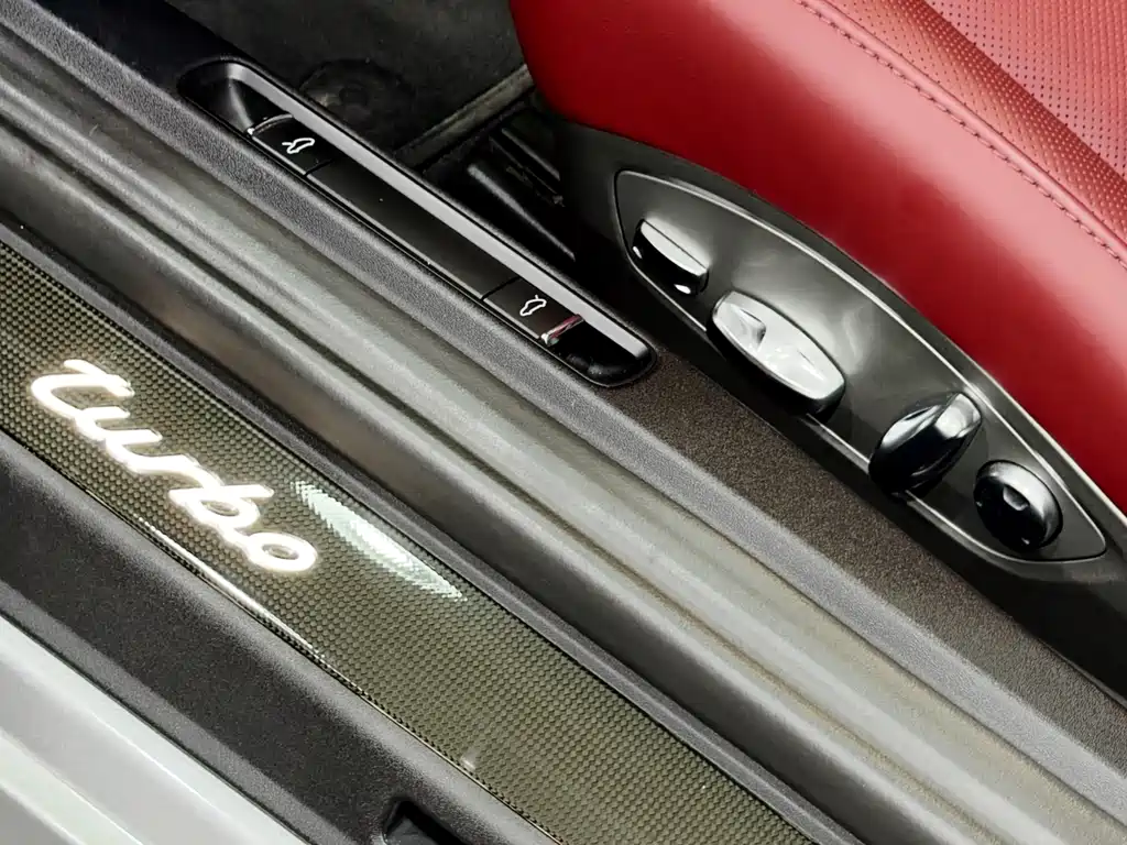 Porsche 911 — миниатюра 8
