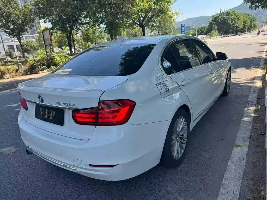 BMW 3 Series — миниатюра 9