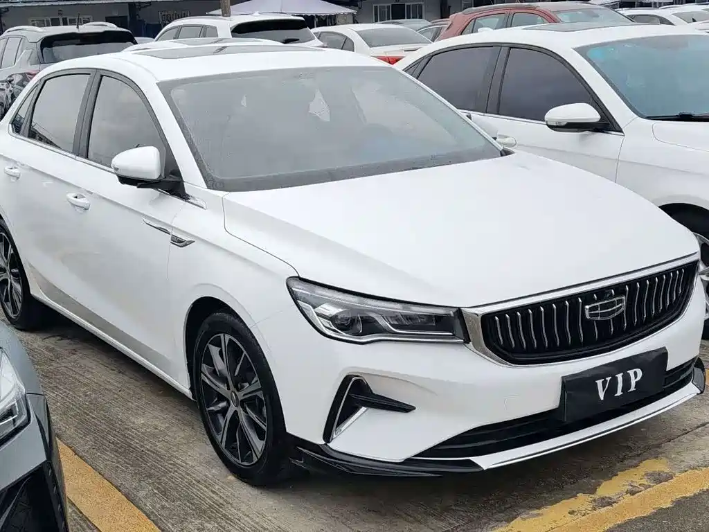 Geely Emgrand — миниатюра 3