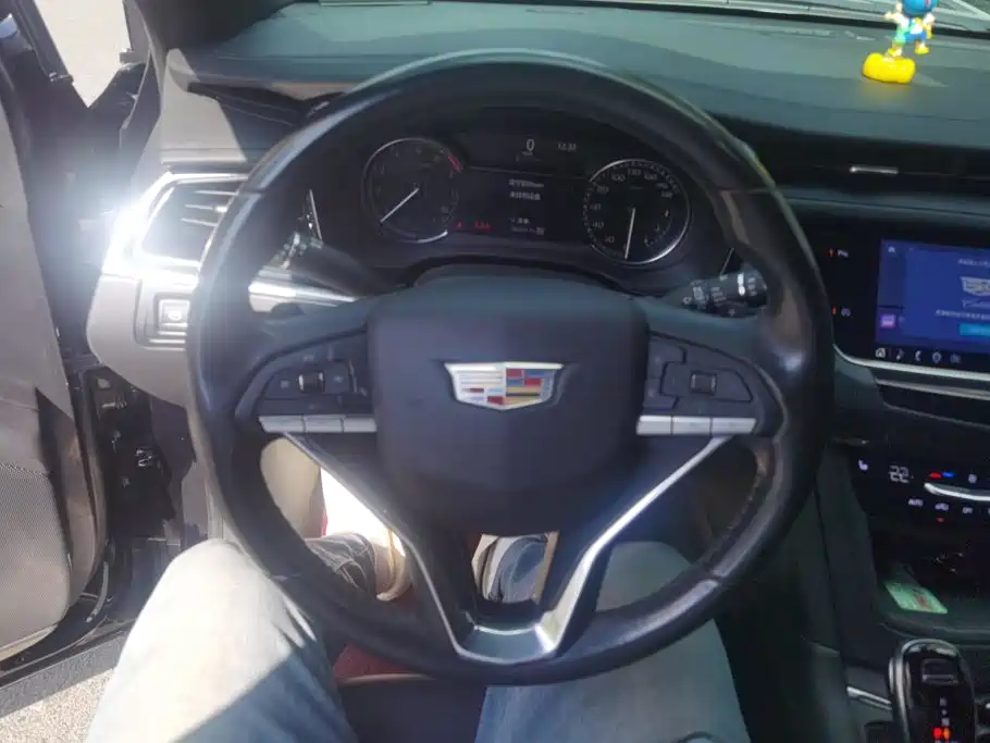 Cadillac XT6 — миниатюра 15