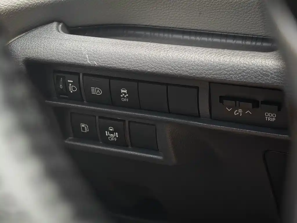 Toyota Sienna — миниатюра 13