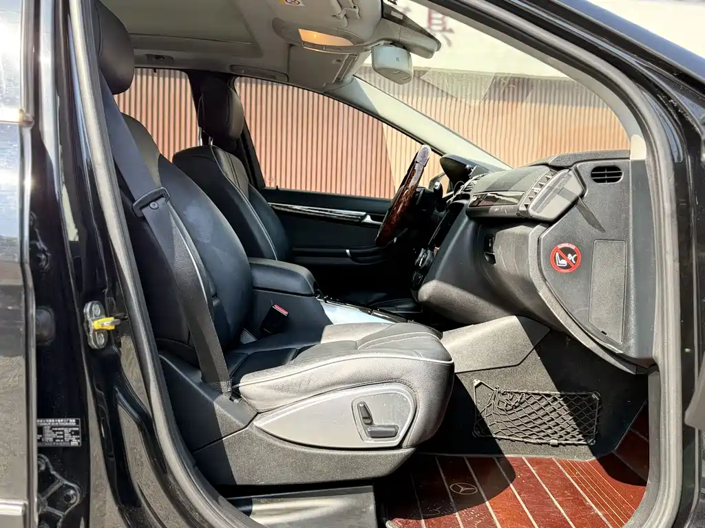 Mercedes-Benz R-Class — миниатюра 10