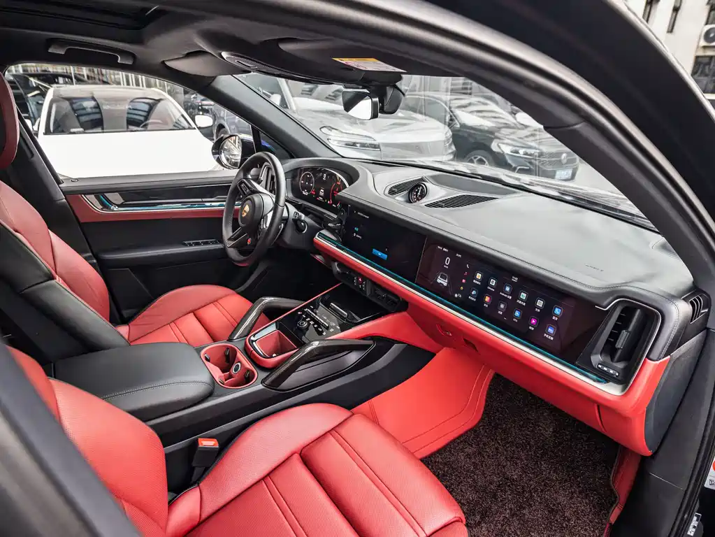 Porsche Cayenne — миниатюра 8