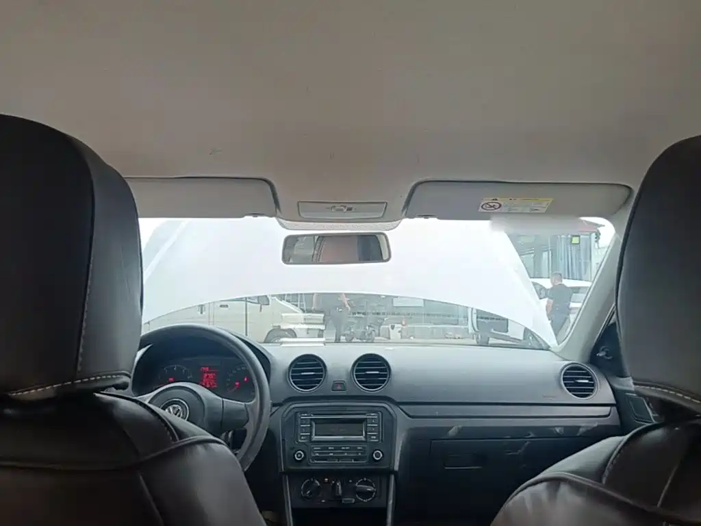 Volkswagen Jetta — миниатюра 18