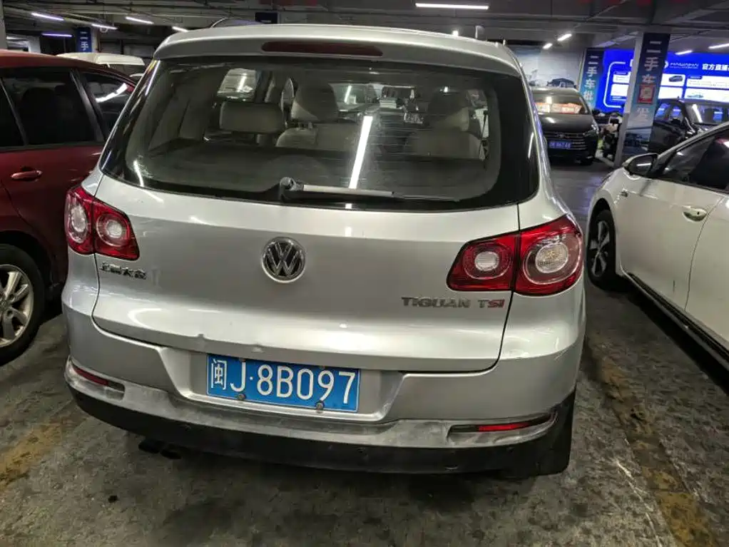 Volkswagen Tiguan — миниатюра 9
