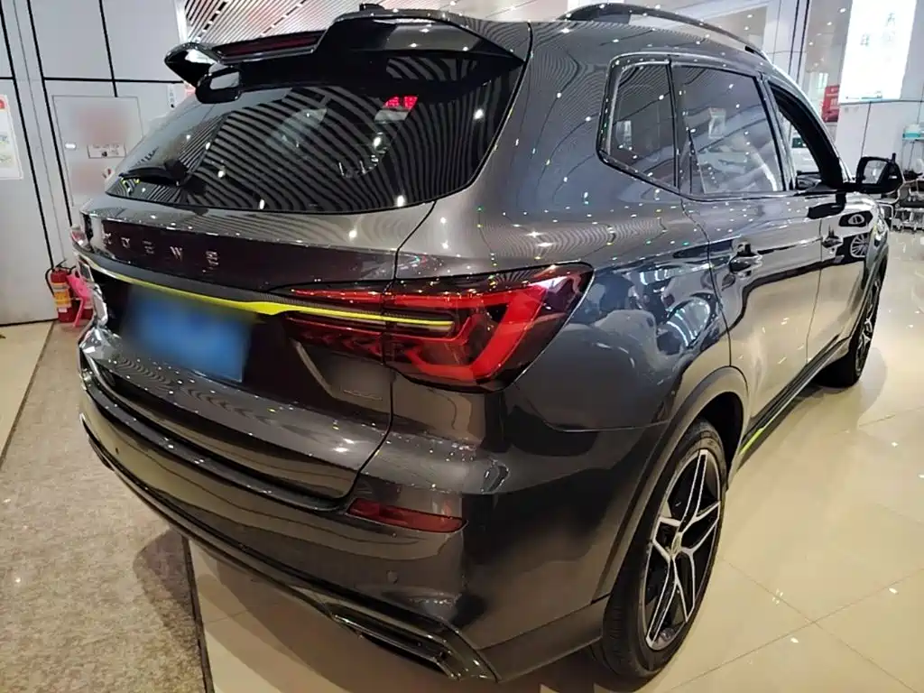 Roewe RX5 — миниатюра 7