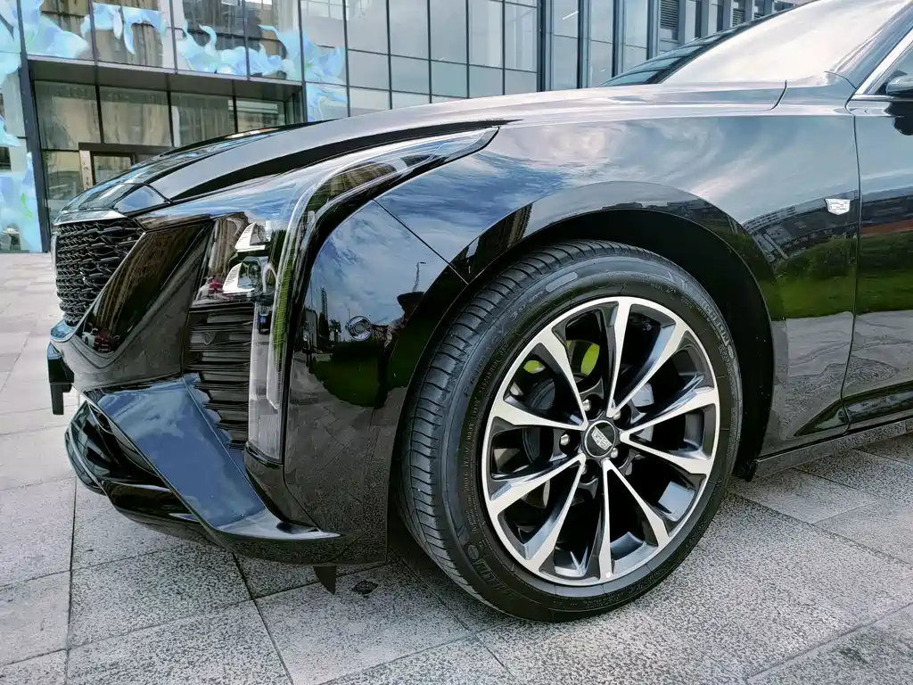 Cadillac CT5 — миниатюра 11