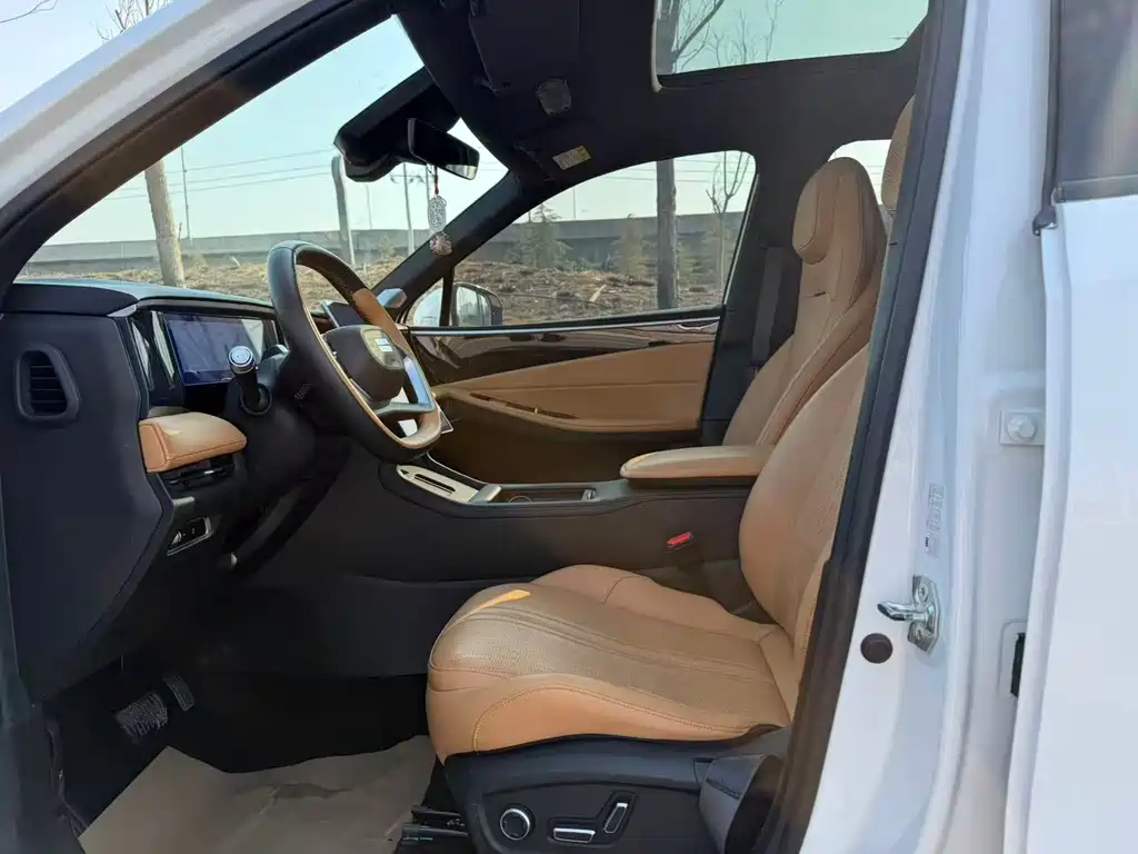 GEELY GALAXY GALAXY L7