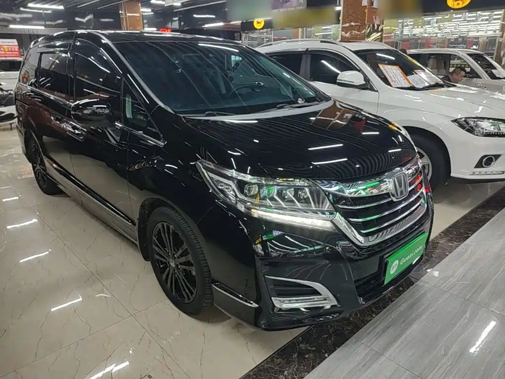 Honda Elysion — миниатюра 4