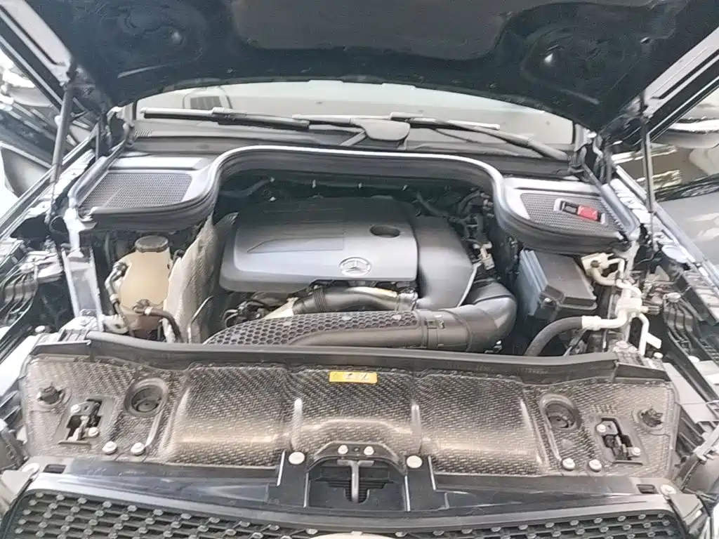 Mercedes-Benz GLE (Import) — миниатюра 20