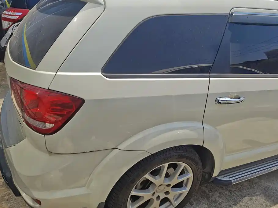 Dodge Journey — миниатюра 3