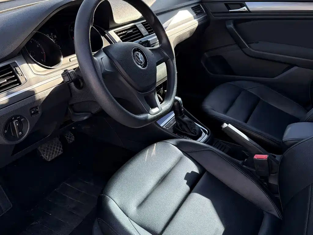 Volkswagen Bora — миниатюра 9