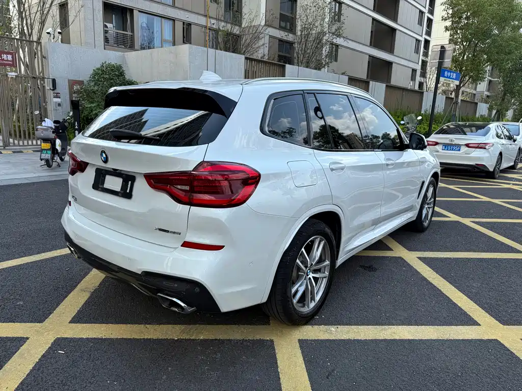 BMW X3 — миниатюра 5