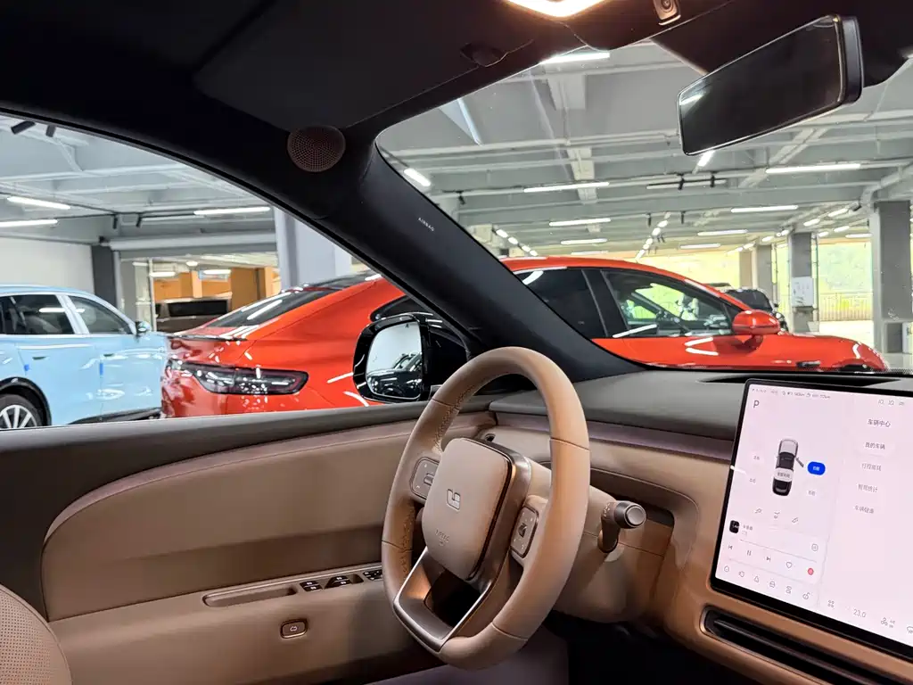 Li Auto Li L8 — миниатюра 6