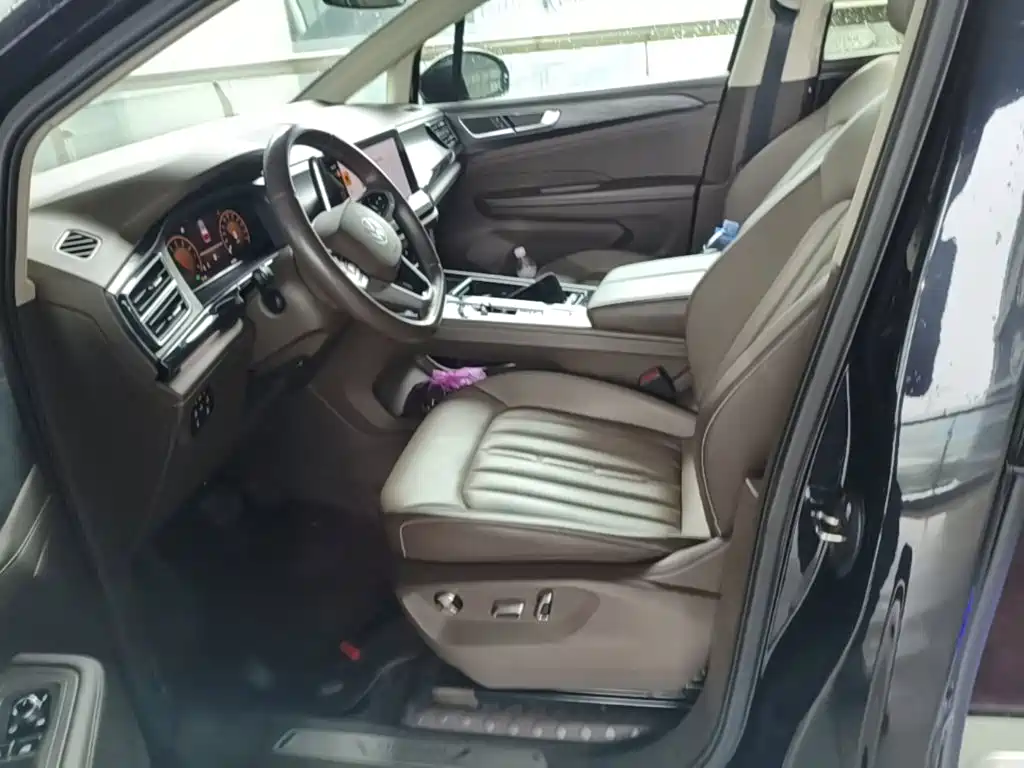 Volkswagen Viloran — миниатюра 15